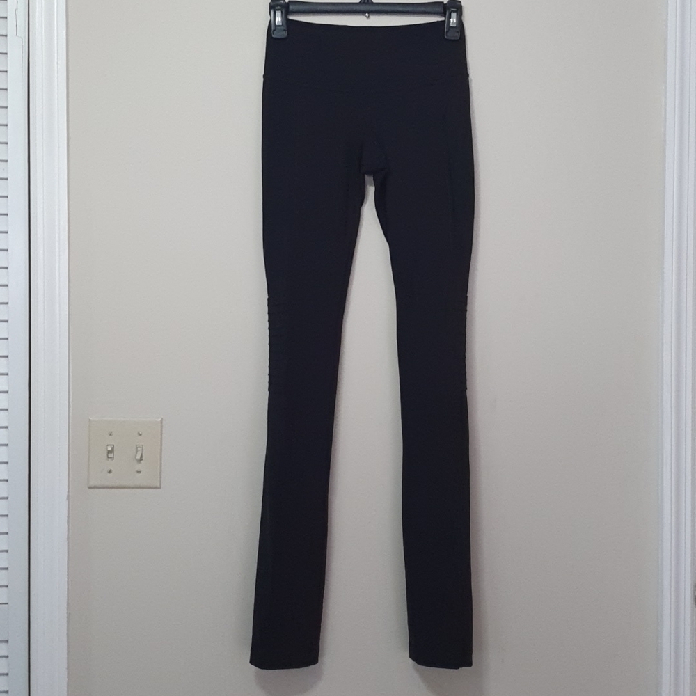 Lululemon Pleated side detail Full length Leggings